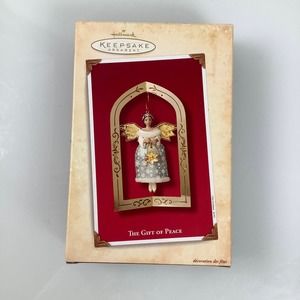 Hallmark The Gift Of Peace Kerpsake Ornament NEW Open Box